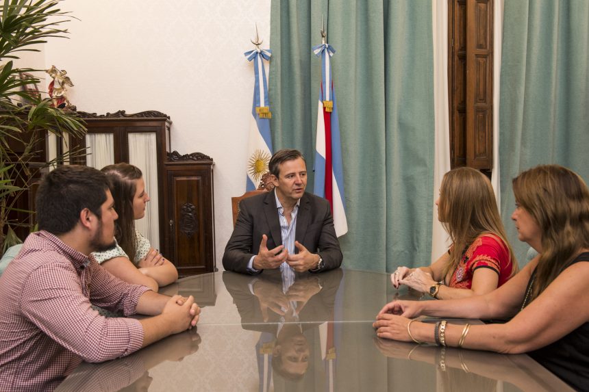 Senado Juvenil: acuerdan acciones con el Instituto Becario para fortalecer el vínculo con los jóvenes