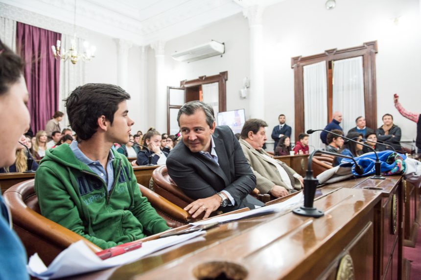 Alumnos de Paraná Campaña expusieron sus proyectos en el Senado