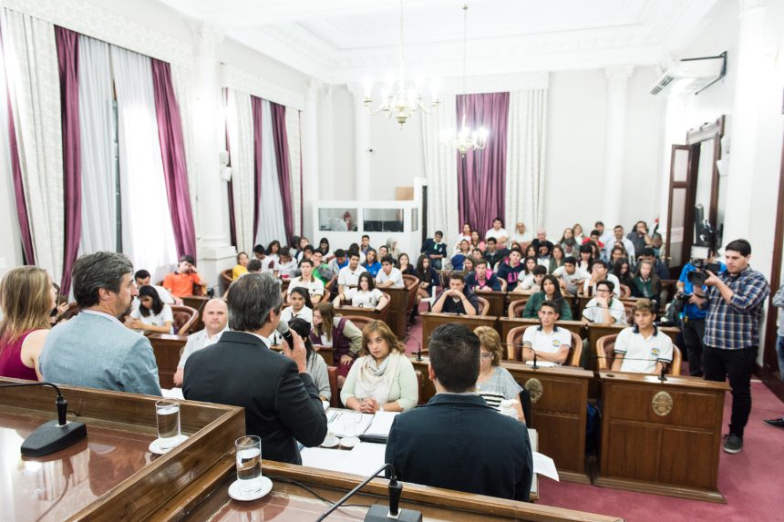 Estudiantes de Concordia defendieron sus propuestas