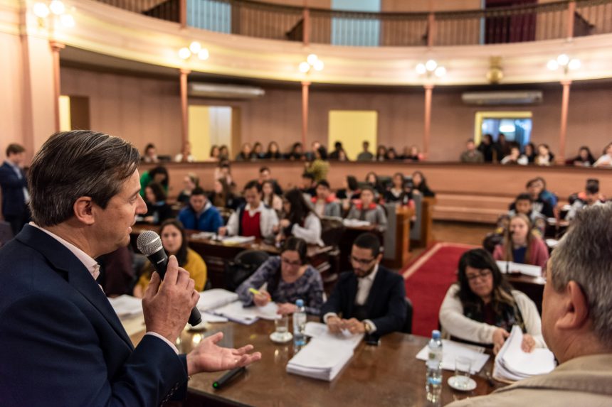Alumnos de Paraná Campaña expusieron sus proyectos en el Senado Juvenil