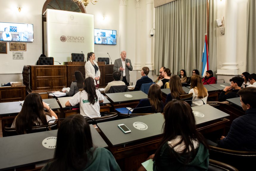 Llegan nuevas propuestas al Senado Juvenil