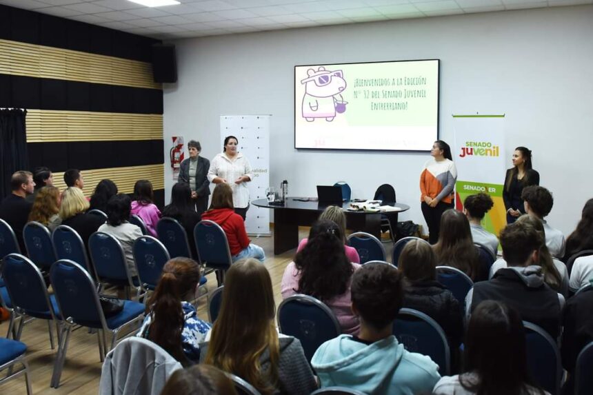 Comenzaron las recorridas del Senado Juvenil en Paraná Campaña