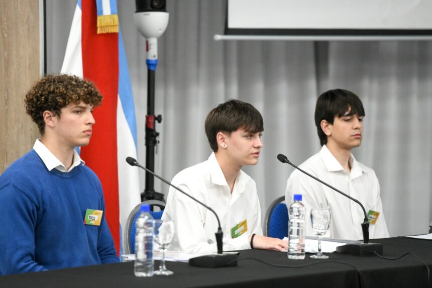 Comenzaron las instancias departamentales del Senado Juvenil